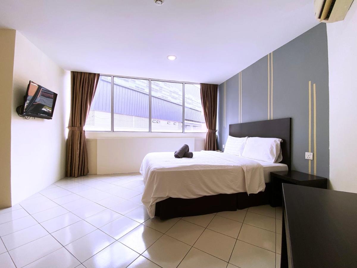 Your Hotel Klang By D'Concept Экстерьер фото
