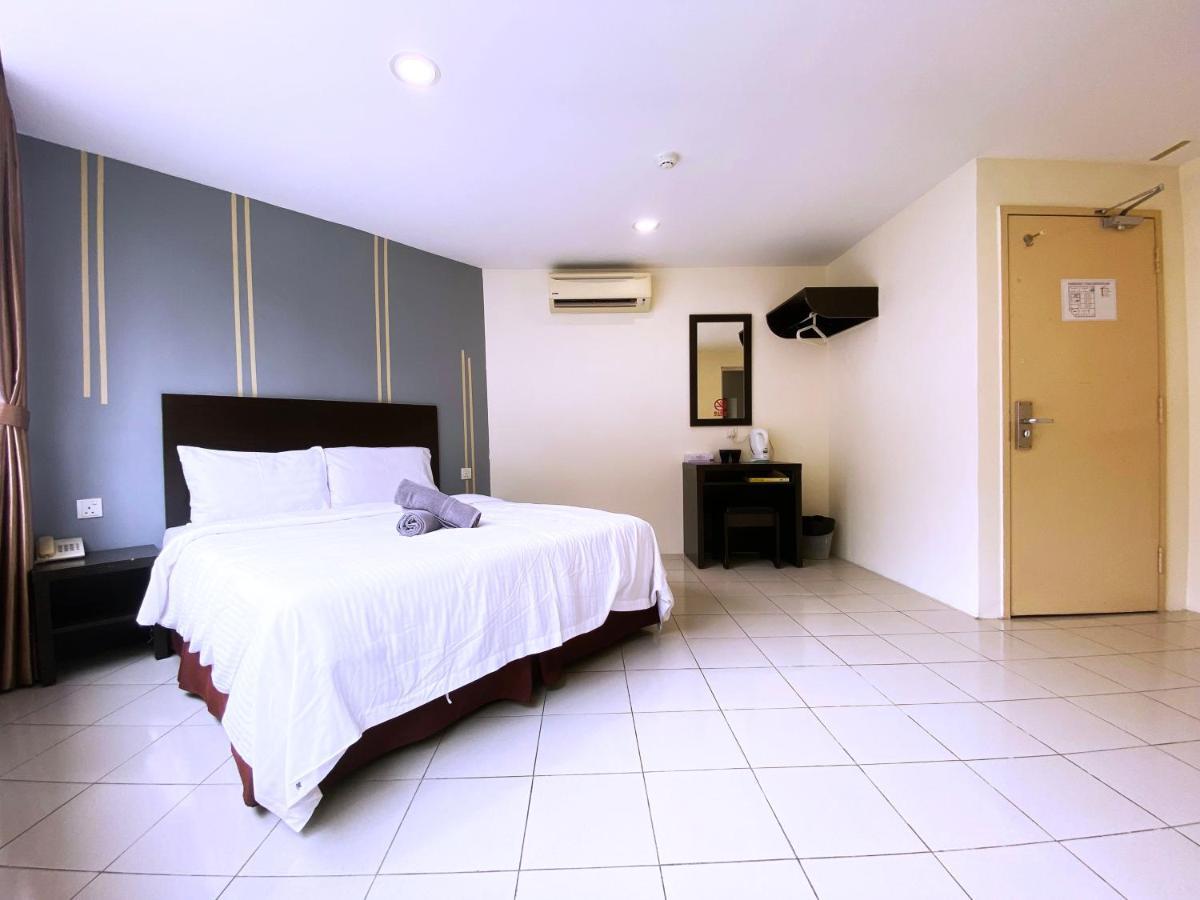 Your Hotel Klang By D'Concept Экстерьер фото